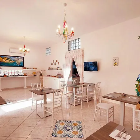 Olimpo Degli Dei Oda ve Kahvaltı 4*